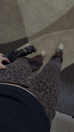 Calça de onça