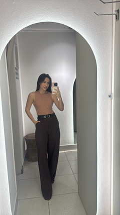 Calça alfaiataria pantalona