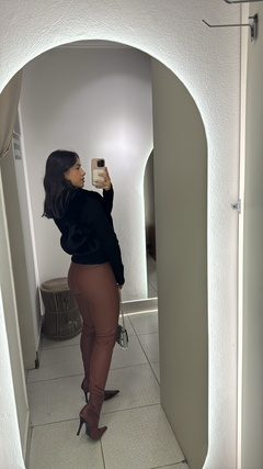 Calça courino