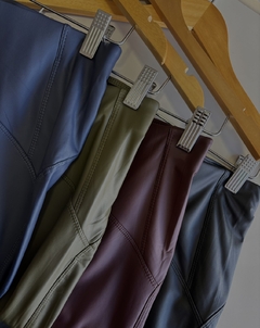 Calça courino - comprar online