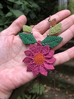 Colar de Flor Rosa - comprar online
