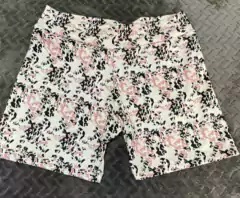 Biker estampado crema