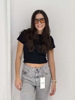 DENIM MOM