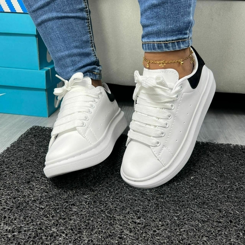 Alexander McQueen Classic - comprar en línea