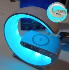 Velador Reloj Led RGB USB, Cargador Inalambrico, Parlante, Bluetooh - comprar online