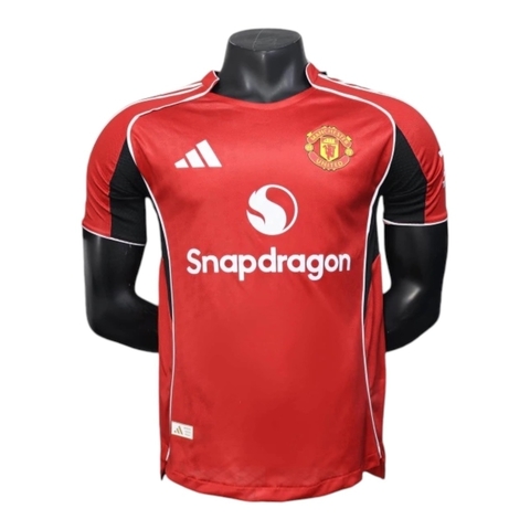 Camisa Manchester United I 25/26 - Jogador Adidas Masculina - Vermelha com detalhes em preto