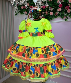 Vestido Junino Banana Club Luxo Roça Animada (VESTBNNCLFRRJN) na internet