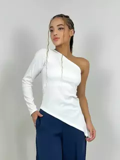 Calça Feminina Pantalona em Alfaiataria com Cinto Natasha Ref. 1013