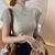 Feellims 2025: A Elegância Essencial da Gola Alta Slimming com Toque High-End
