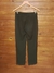 Calça Feminina Alfaiataria Verde Musgo – Cintura Alta com Fechamento Frontal e Caimento Reto - comprar online