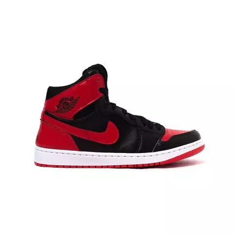Tênis Nike Air Jordan 1 MID Cano Medio