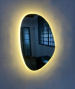 Espelho Orgânico Decorativo 42x60 Iluminado Com Led Oculto - Top Espelhos
