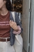 Camiseta chocolat bordada Beaucoup de vin - French Stripes - o chique sem esforço da moda francesa