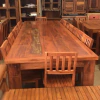 Conjunto Mesa e Cadeiras Rústicas 10 Lugares