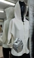 Campera blanca con bolsillos plata - comprar online