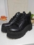 Borcegos negros con cordones
