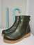 Bota verde forrada en cuero en internet