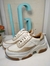 Zapatillas blancas en internet