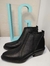 Botas negras en internet