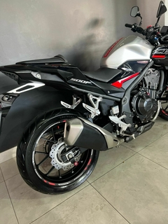 CB 500F 2021/22 na internet