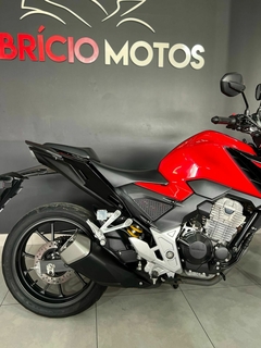 CB TWISTER 300F 2024 na internet