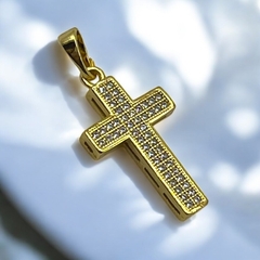 0.7 gr Dije Cruz (15 mm) Enchapado en Oro