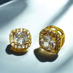0.75 gr Dije Susano Piedra (8 mm) Enchapado en Oro