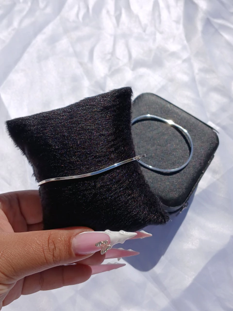 Bracelete 1.6 fio quadrado ondulado