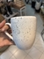 Taza blanca con pintas negras - comprar online