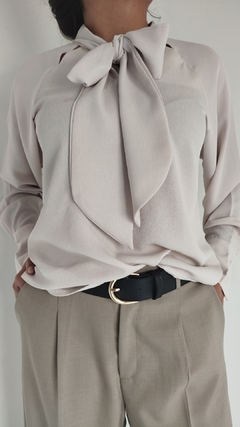 Blusa Aura con Lazo