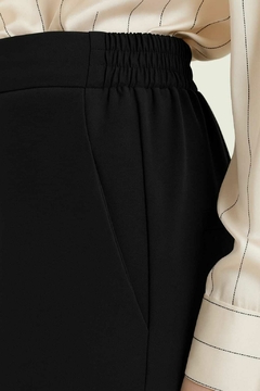 Pantalón negro elastizado - tienda online