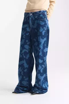 Jean wide cow
