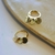 Argola de Click Com Medalhas - Banhado Ouro 18k - Antialérgico