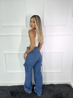 Calça cargo jeans wide leg na internet