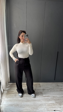 Calça Laura na internet
