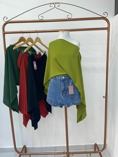 Blusa Capa com Top - comprar online
