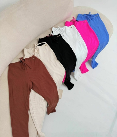 Calça Carol Canelada Blessmih - comprar online