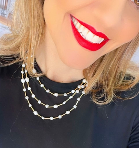 Colar canutilho 3 voltas com banho de ouro e pérola agua doce 45cm com 5 de extensor