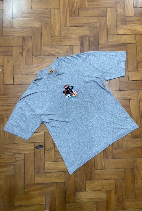 Camiseta Mickey e Minnie Vintage, CGC