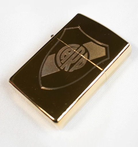 Encendedor Tipo Zippo River Plate – Dorado - comprar online