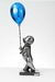Escultura de Urso com Balão Azul - Opulenza Design