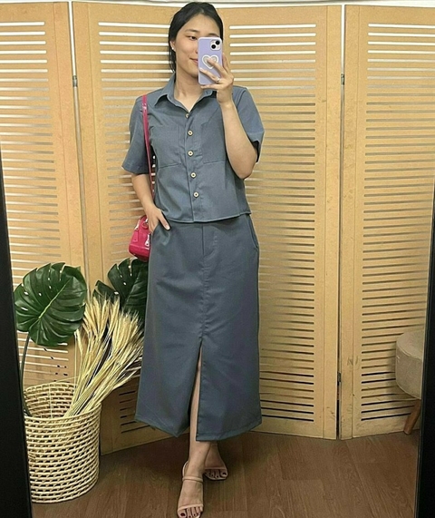 Conjunto camisa e saia linho
