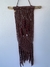 painel de parede vinho com bolinhas vinho - Tereartes Macramé