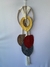 Painel de parede com base oval e folhas coloridas - comprar online
