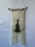 Painel de parede cor cru com tassel verde - comprar online