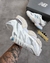 NEW BALANCE 9060 na internet
