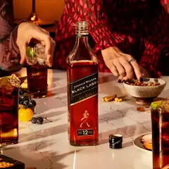 WHISKY JOHNNIE WALKER BLACK LABEL 1L na internet