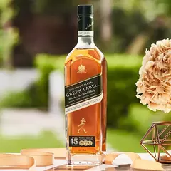 WHISKY JOHNNIE WALKER GREEN LABEL 750 ML na internet