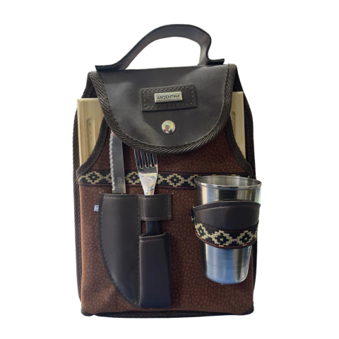 SET ASADO ESTUCHE DOBLE TABL+VASO+CUBIERTOS