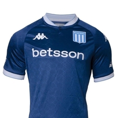 ¡PROMO 3X1 RACING CLUB: CAMISETA TITULAR + ALTERNATIVA Y EL SHORT ORIGINAL DE REGALO! en internet